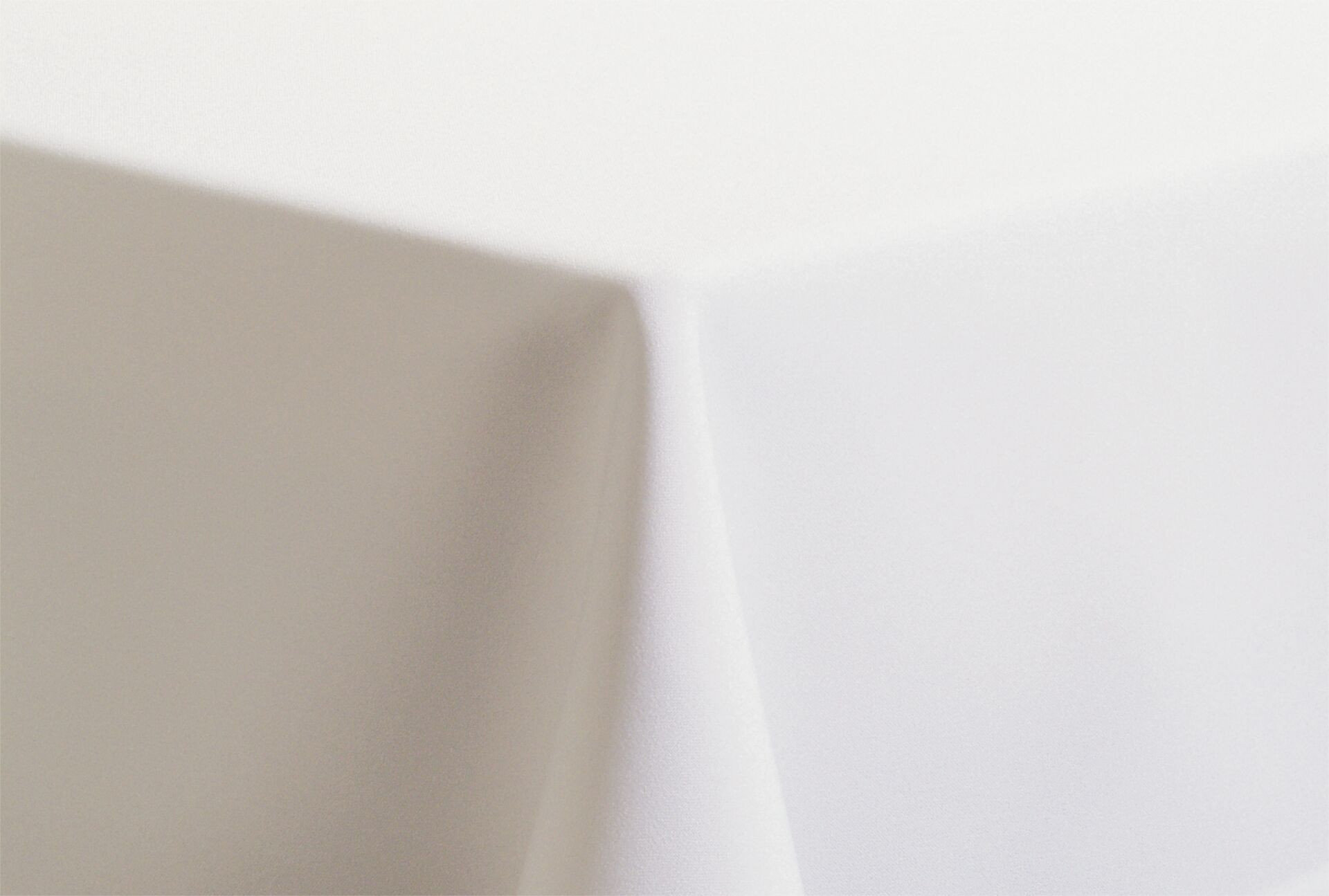 Skirting mit Kellerfalte "Excaliber" 410cm weiß